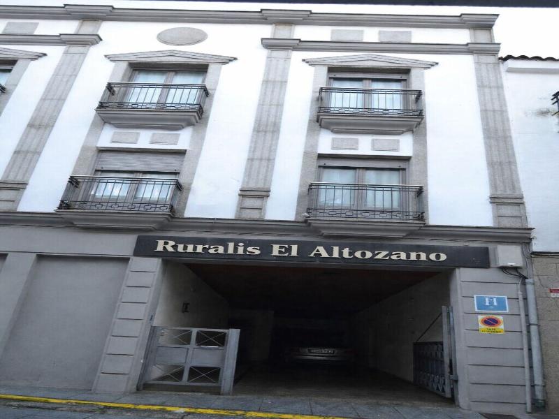 Hostal Ruralis Altozano image