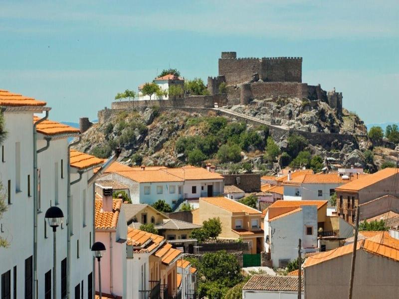 Hostal Ruralis Altozano image