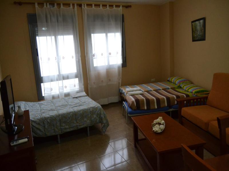Hostal Ruralis Altozano image