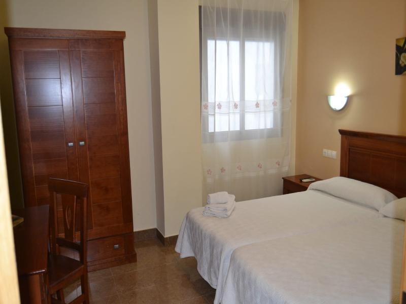 Hostal Ruralis Altozano image