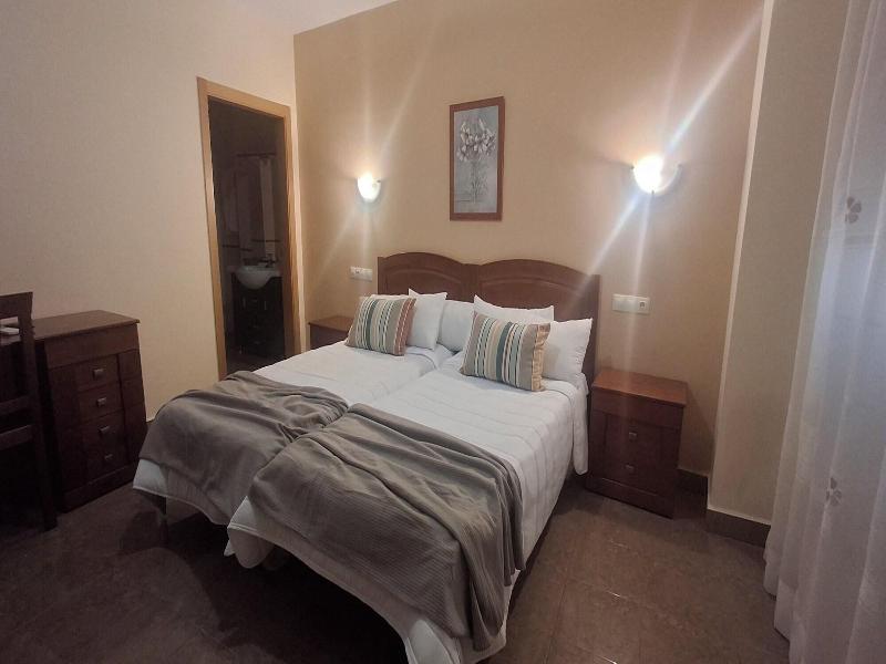 Hostal Ruralis Altozano image