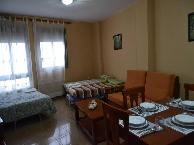 Hostal Ruralis Altozano image