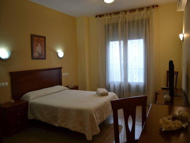 Hostal Ruralis Altozano image