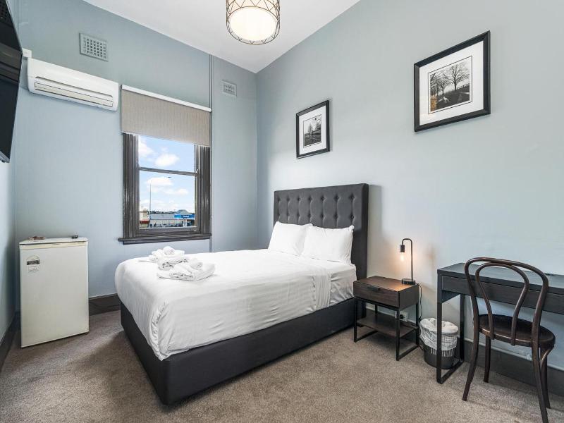 The Great Western Hotel, Orange