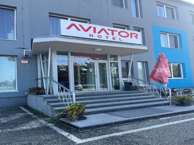 Aviator Garni Hotel Bratislava image