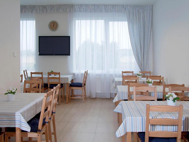Aviator Garni Hotel Bratislava image
