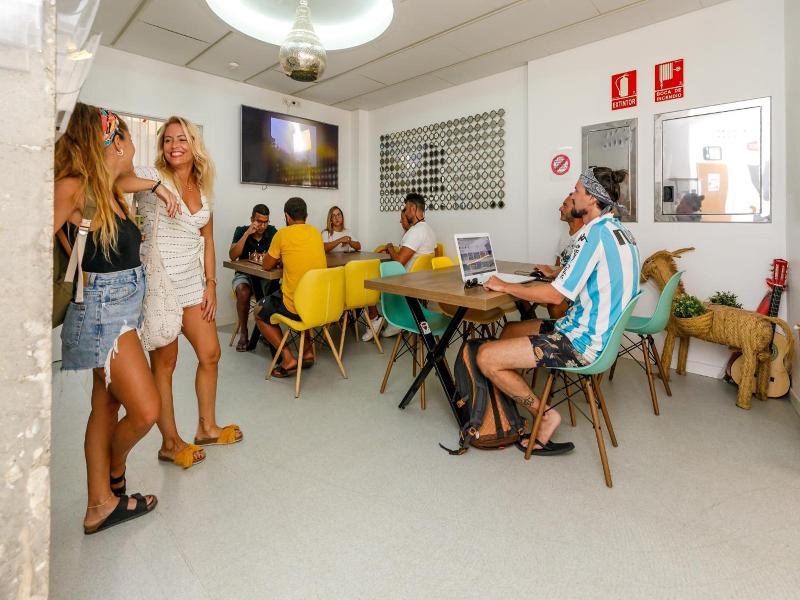 We Hostel Palma - Albergue image