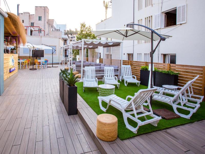 We Hostel Palma - Albergue image
