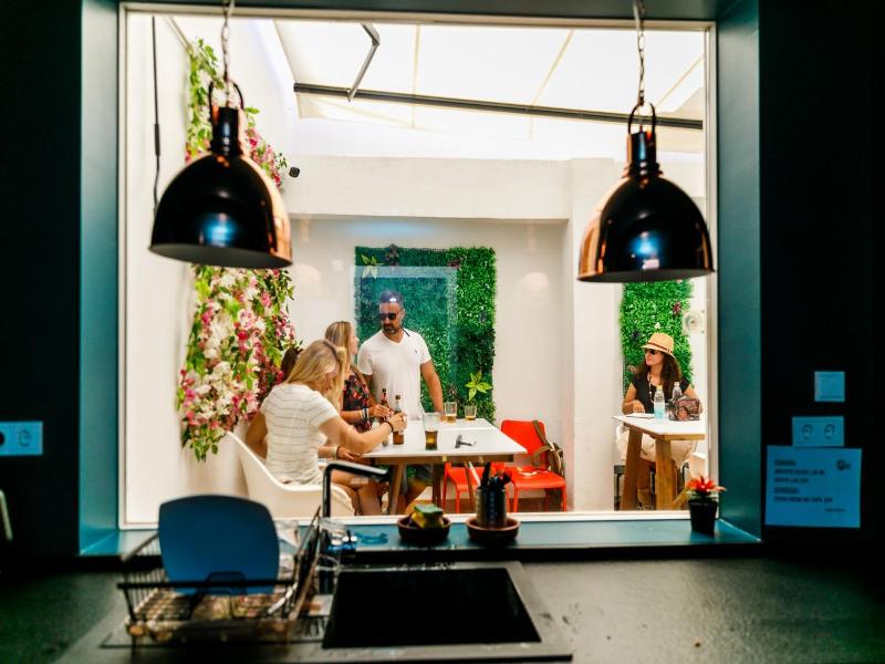 We Hostel Palma - Albergue image