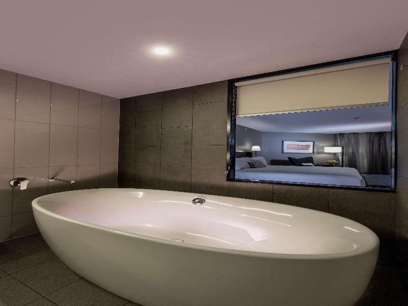 PARKROYAL Parramatta image