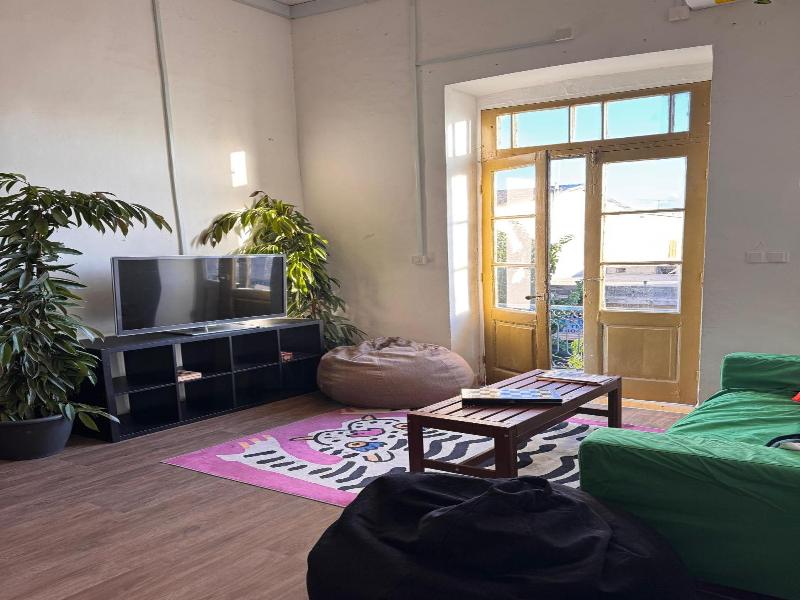Bee Hostel image