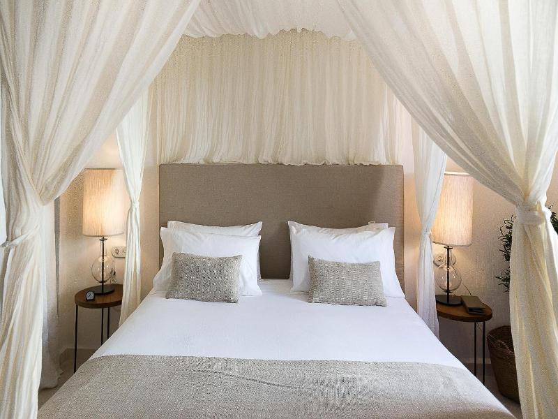 S'hotelet D'es Born - Suites & Spa image