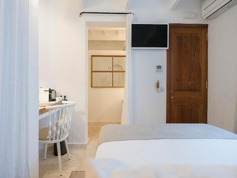 S'hotelet D'es Born - Suites & Spa image