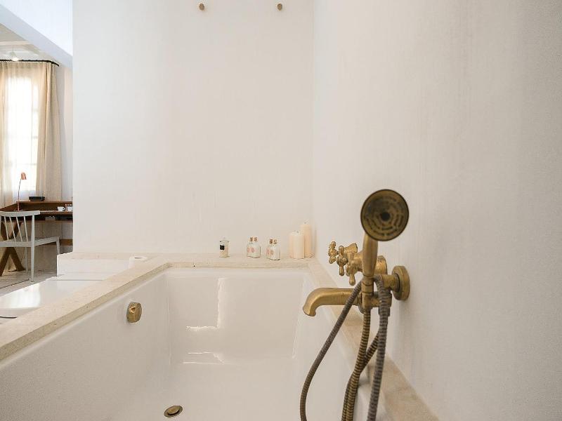 S'hotelet D'es Born - Suites & Spa image