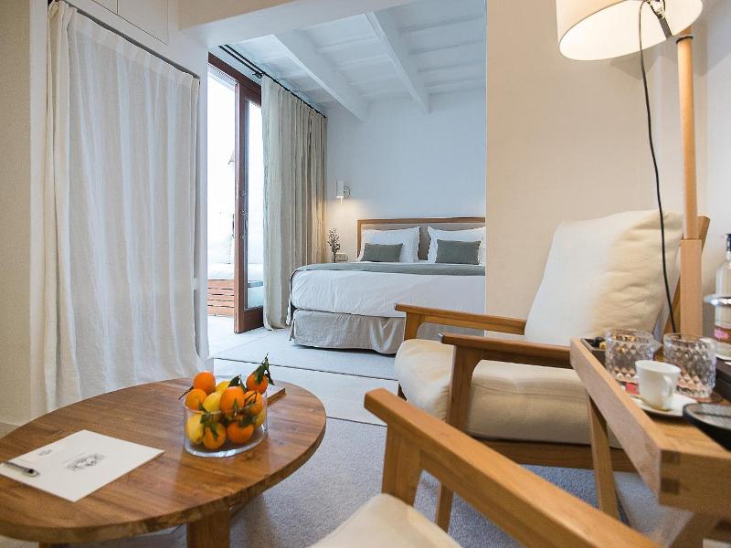 S'hotelet D'es Born - Suites & Spa image
