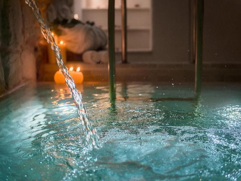 S'hotelet D'es Born - Suites & Spa image