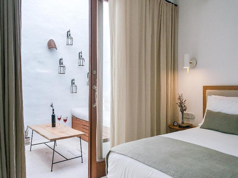 S'hotelet D'es Born - Suites & Spa image