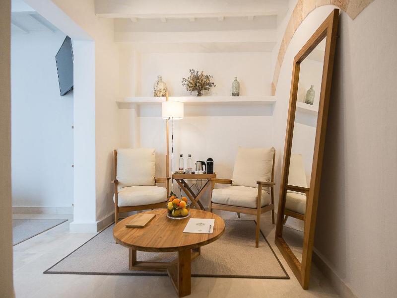 S'hotelet D'es Born - Suites & Spa image