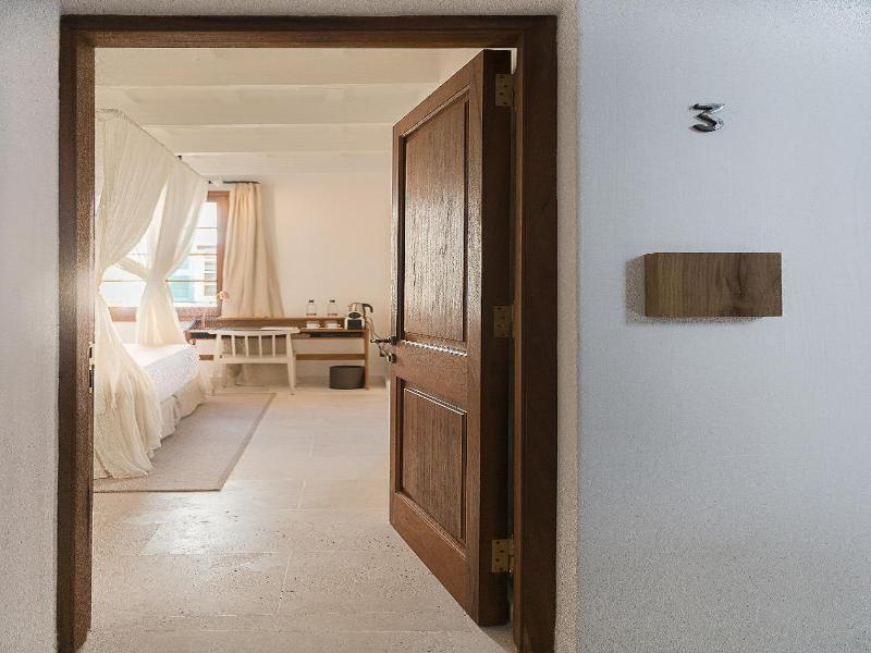 S'hotelet D'es Born - Suites & Spa image