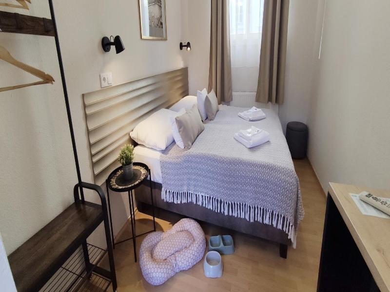 Budapest Csaszar Hotel image