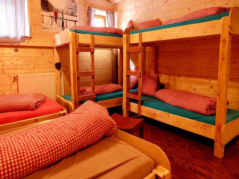 Hostel Weisses Rössl image