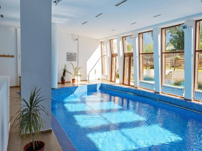 Mountain View Aparthotel image