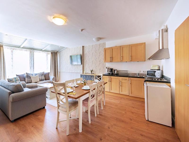 Mountain View Aparthotel image