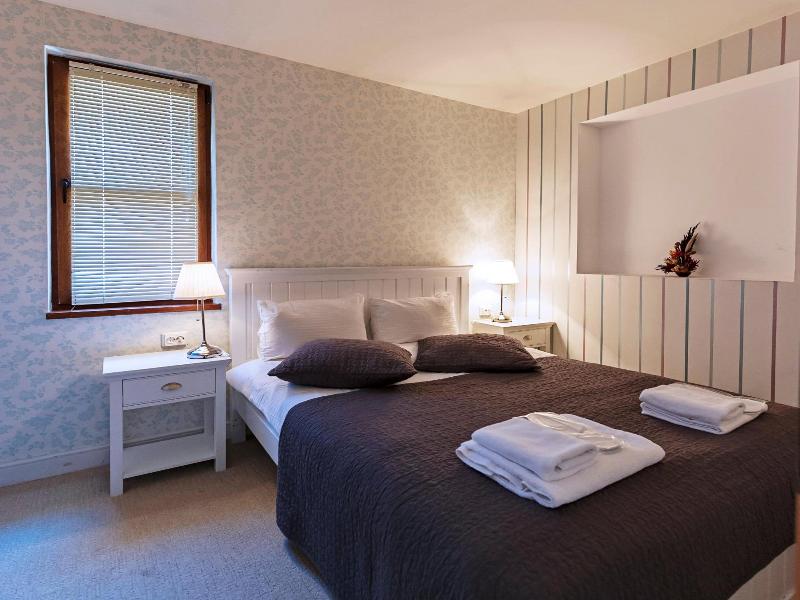 Mountain View Aparthotel image
