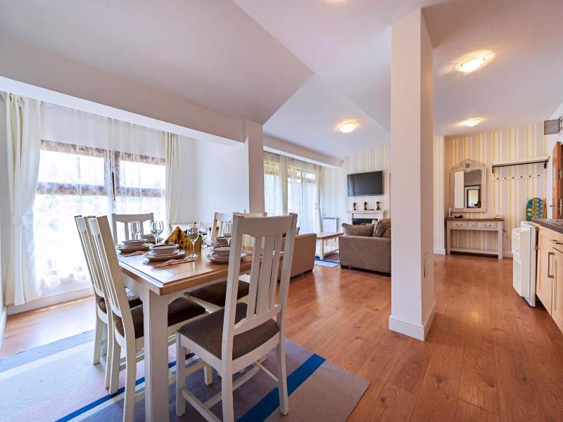 Mountain View Aparthotel image