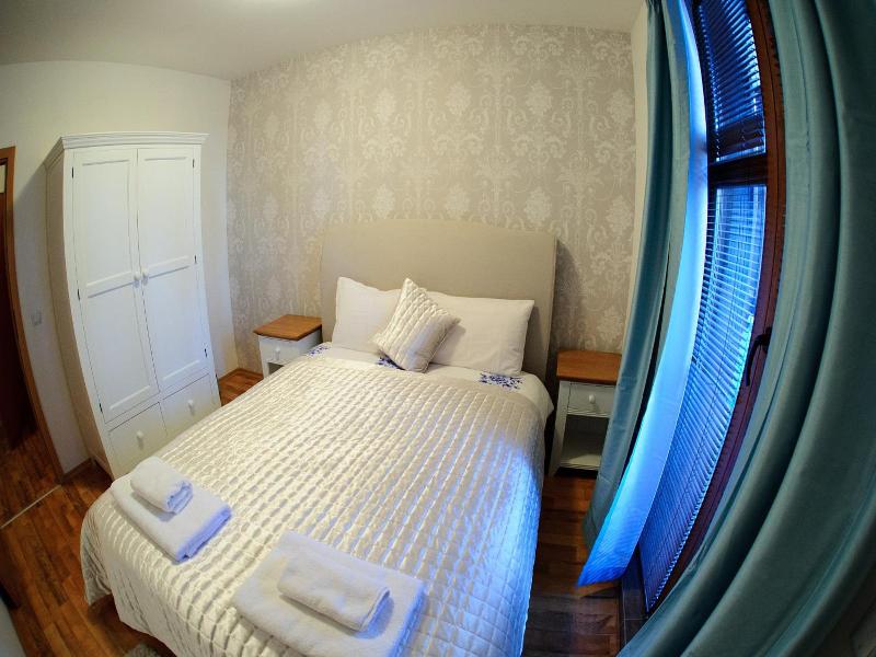 Mountain View Aparthotel image