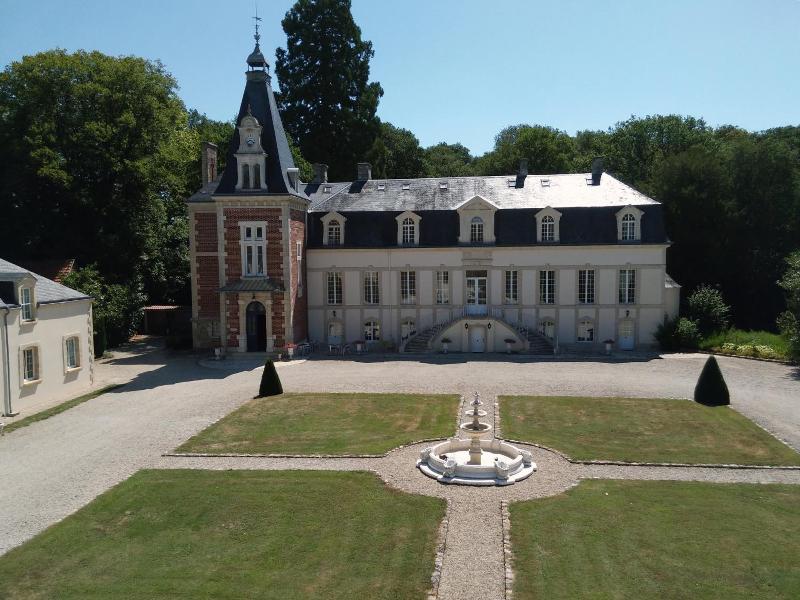 Domaine De Moresville image
