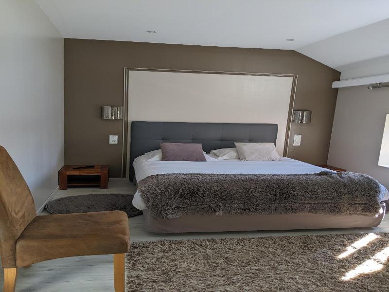 Domaine De Moresville image