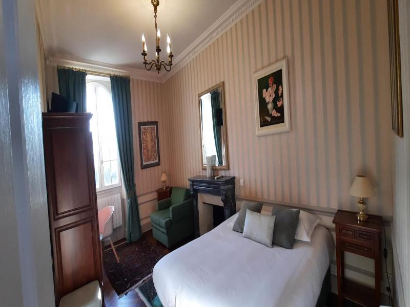 Domaine De Moresville image