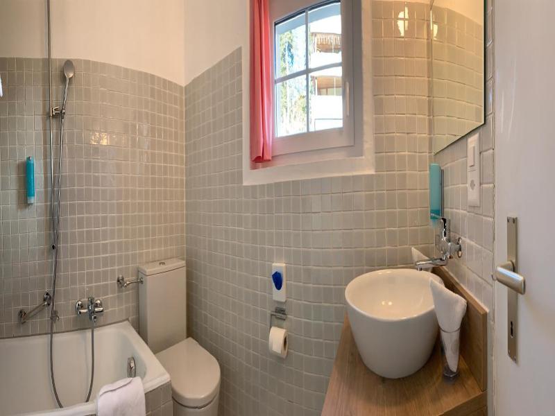 Hotel Haus Am Waldrand image