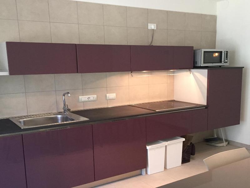 Komodo Short Stay Apartments image
