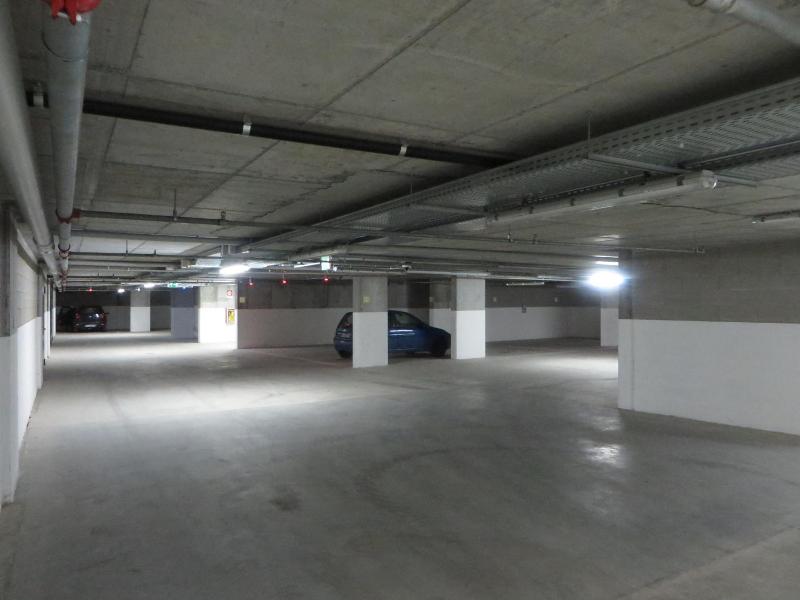 Komodo Short Stay Apartments image