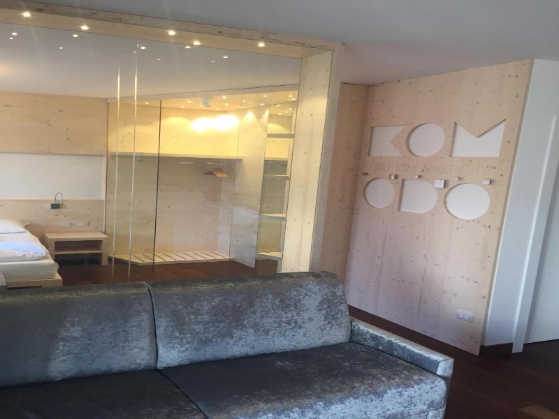 Komodo Short Stay Apartments image