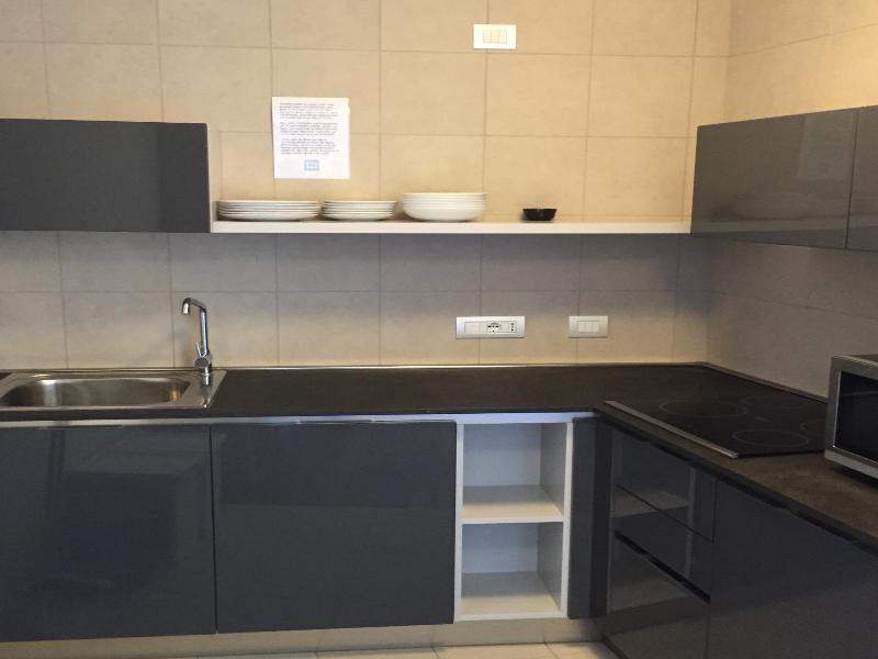 Komodo Short Stay Apartments image