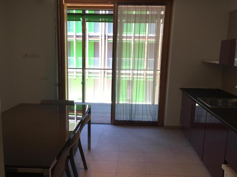Komodo Short Stay Apartments image