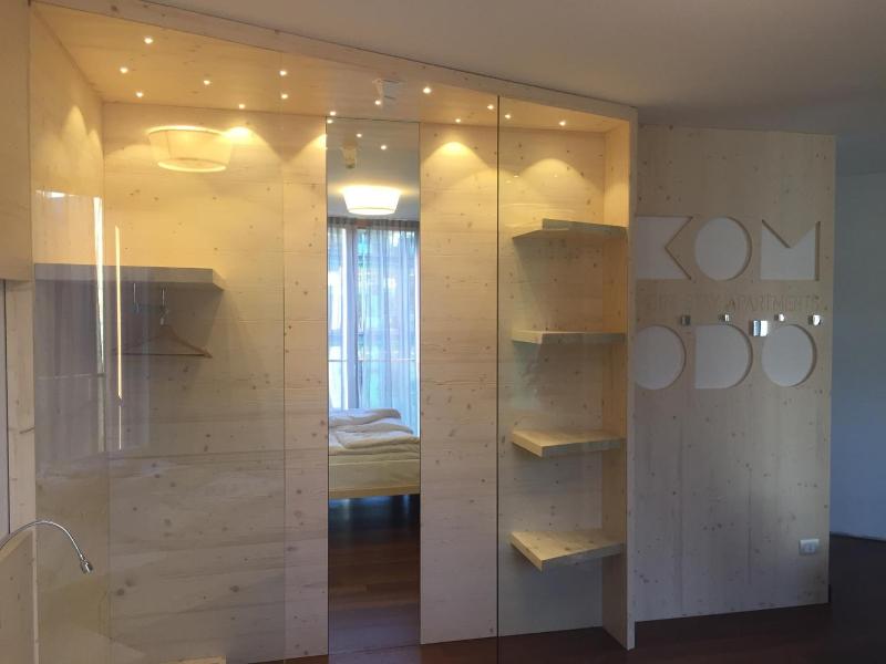 Komodo Short Stay Apartments image