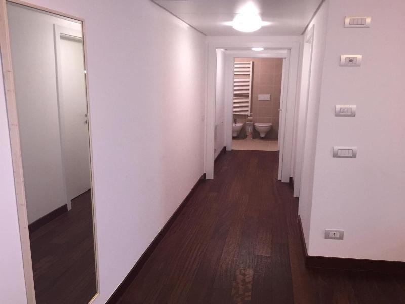 Komodo Short Stay Apartments image