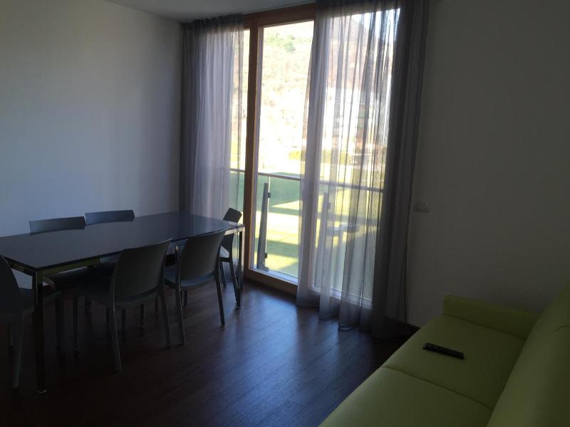 Komodo Short Stay Apartments image