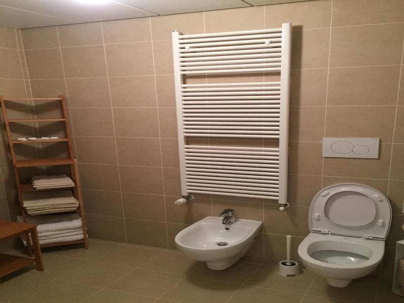 Komodo Short Stay Apartments image