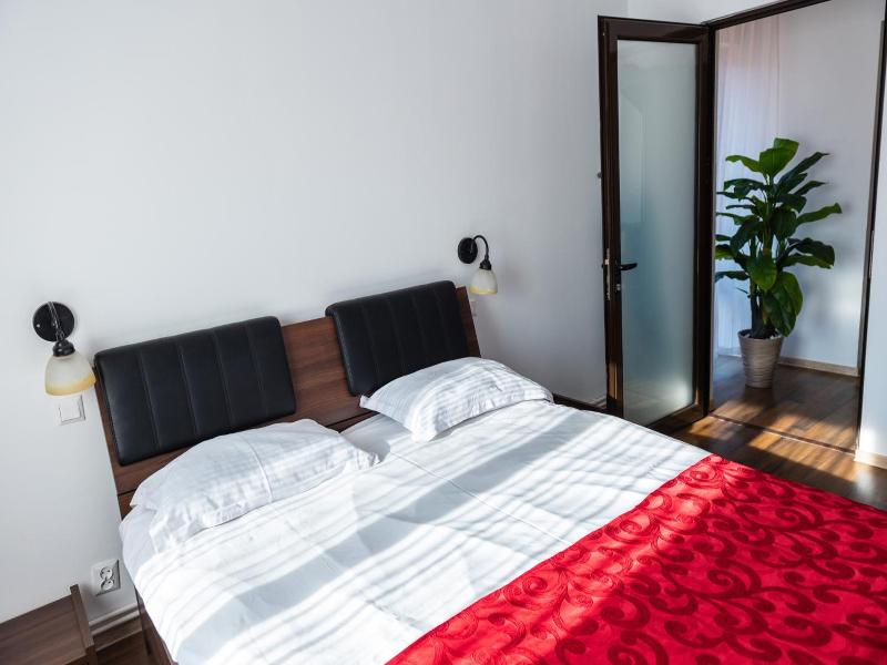 Aparthotel Metropol image