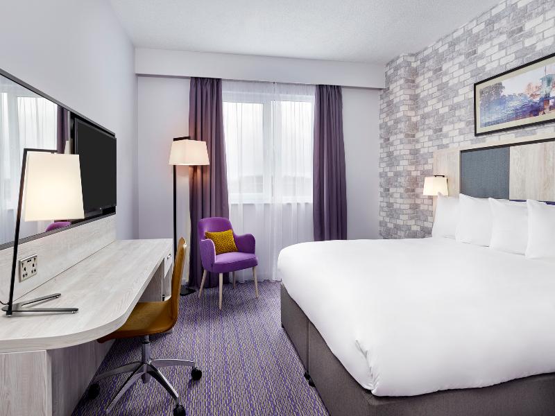 Leonardo Hotel Swindon image