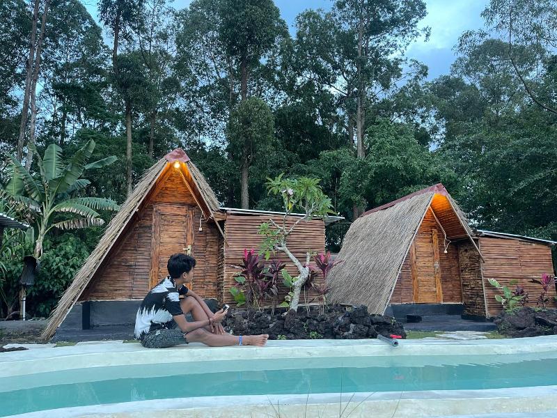 Triangular House And Hot Spring image
