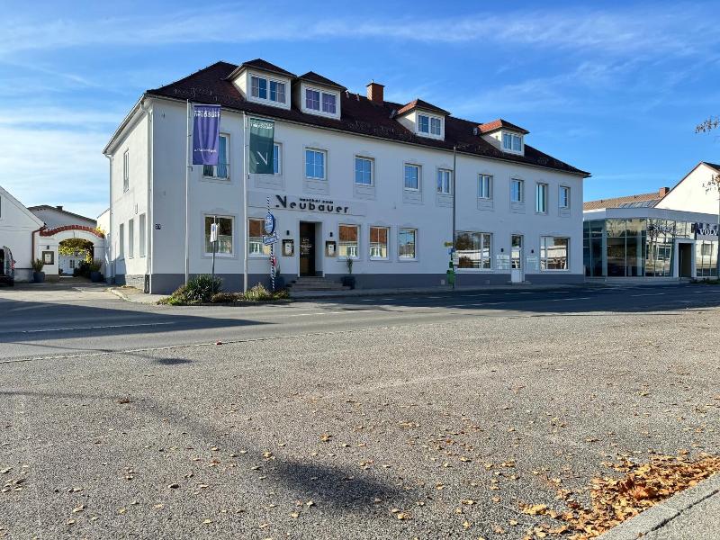 Gasthof Zum Neubauer image