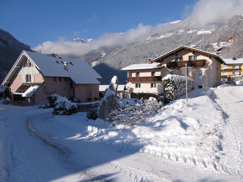 Apartmenthaus Kometerhof image