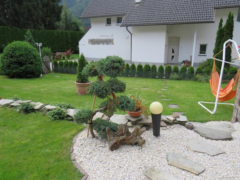 Apartmenthaus Kometerhof image