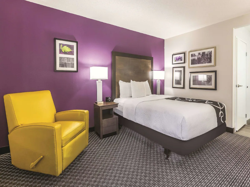 La Quinta Inn Atlanta Buckhead image